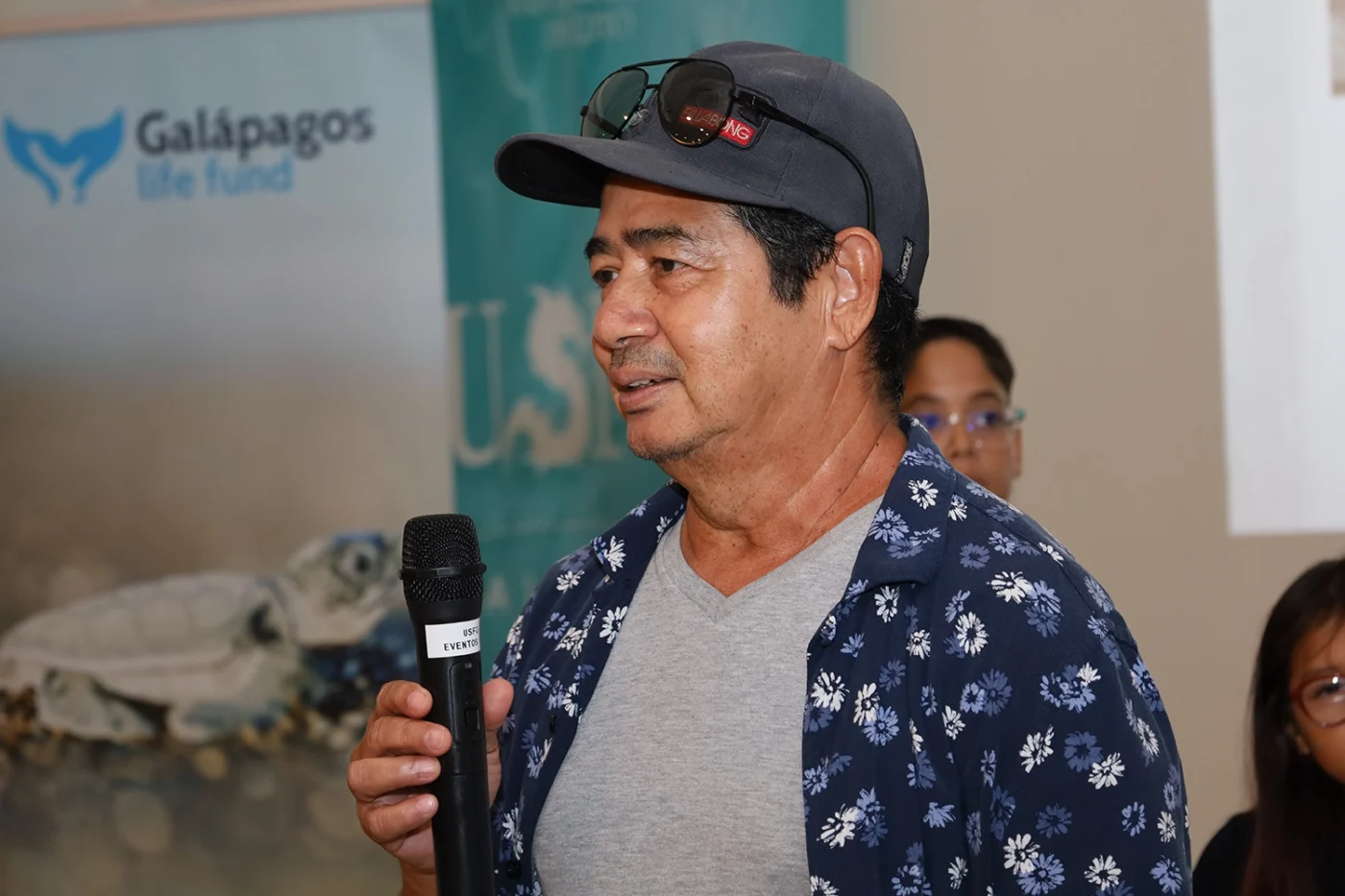 persona-realizando- preguntas