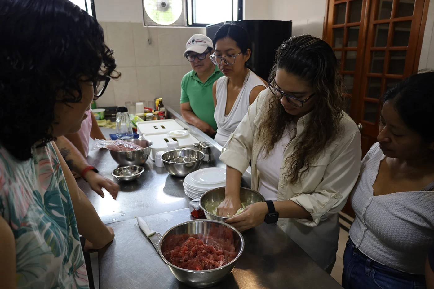 preparando-comida-personas-01